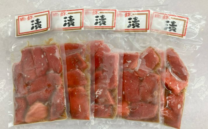 
            目鉢まぐろ漬け丼用 100g×5P　M005-048
          