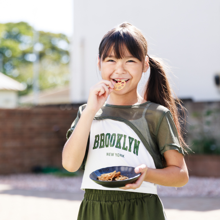 ★数量限定★ れんこんチップス (塩) 6袋 オーガニック肥料で育てたれんこん使用 数量限定 【 茨城県 鹿嶋市 有機栽培 チップス オーガニック レンコン 蓮根 】（KBJ-4）