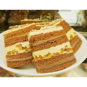 沼袋名物のしっとりチョコレートケーキ「沼チョコ」| スイーツ スイーツ