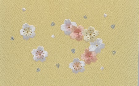 帯揚げ　黄色に花柄の刺繍　帯上げ　着物に
