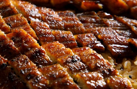 【うなぎ】源平まぶし（二人折）　蒲焼と白焼のひつまぶしの合わせ盛り