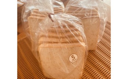 6回定期便：全粒粉食パン（５枚入り×３袋）（アレルギー対応） 【J00009】