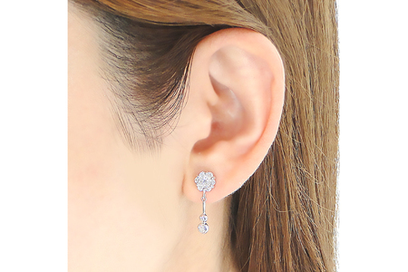 ピアス K18WG ホワイトゴールド ダイヤモンド 【0.9ct】フラワー 花 揺れるピアス 振り子 スタッドピアス 【f232-k18wg】 [株式会社オーダーメイドジュエリーメイ 山梨県 韮崎市 