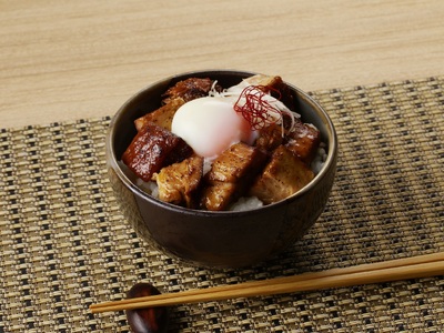 【豚角煮・焼き豚・豚の味噌漬け】昭和１５年創業　老舗精肉店の売れ筋３種詰合せ　0022-2402
