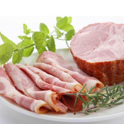 ふるさと納税 内子町 愛媛県内子町の道の駅からりの人気燻製商品詰め合わせ!内子豚ハム・ソーセージセット 1 |  | 02