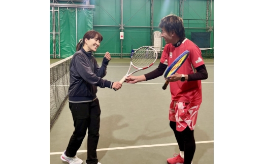 ＜初級者向け＞世界マスターズランキングトップ10入りプロによるテニスパーソナルレッスン(1回分)【1706589】