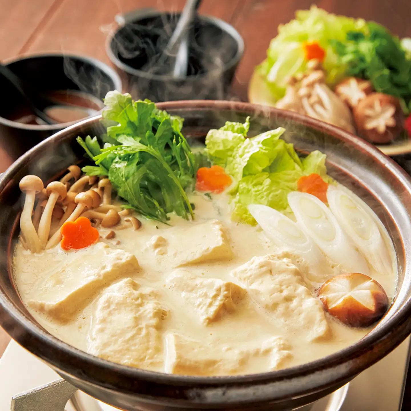 温泉湯豆腐（400g×3）胡麻だれ付 / 湯豆腐 嬉野温泉 / 佐賀県 / 株式会社佐嘉平川屋[41AFAA001]