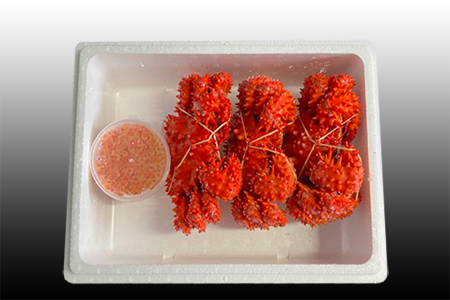 花咲かに300g前後～450g前後×3尾・いくら醤油漬け100g×1Pセット B-70012