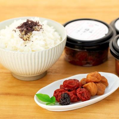 ふるさと納税 横浜市 小梅干ししそ漬け1個と小梅干し白漬け1個、赤しそふりかけ1個の詰め合わせ |  | 03