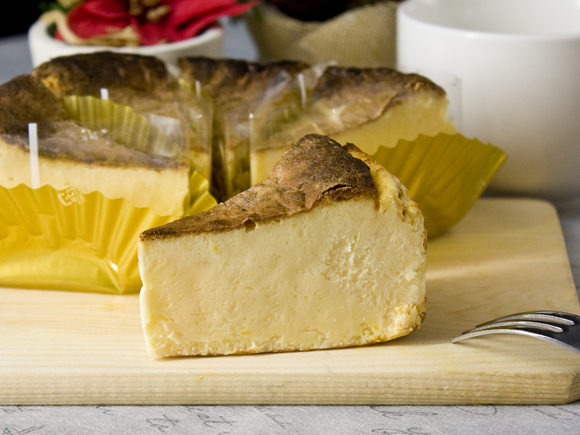 【2025クリスマス】クリスマス限定 ケーキ＆ローストビーフセット「バスクチーズケーキとガトーショコラセット＆ローストビーフ」