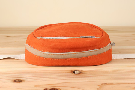 ボディバッグ エッグ [アトリエSASSA 富山県 朝日町 34310572-or×gb] 