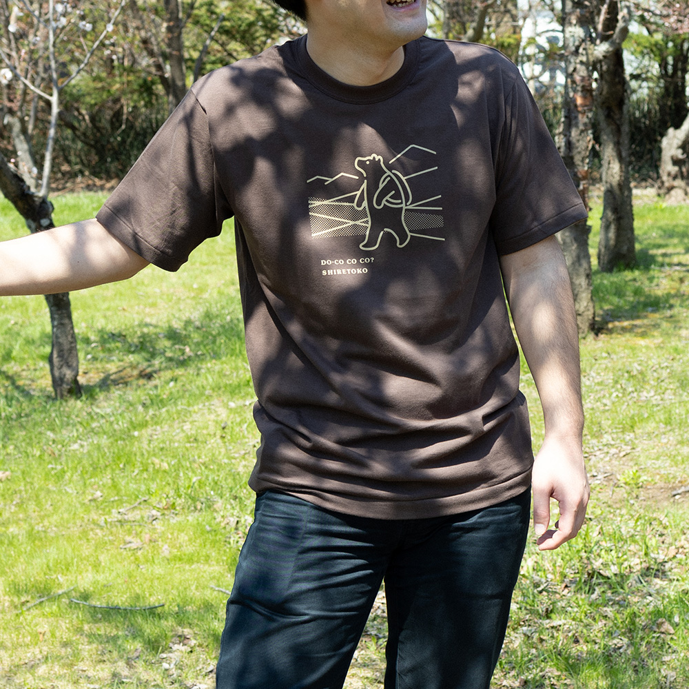 「知床トコさん」×久米繊維　コットンTシャツ　トレッキング柄　Mサイズ　半袖【配送不可地域：離島・沖縄県】_ss08-077