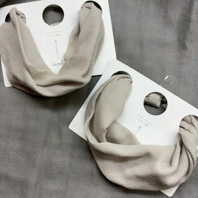 ふるさと納税 西桂町 【わんことお揃いスカーフ】天然素材生地の高級ストール残布で製造!マグネット着脱　ライトグレー/ウール |  | 01