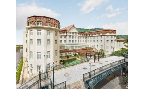 宝塚ホテル（レストラン）で使えるお食事券　5,000円分