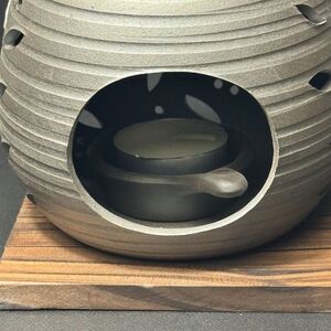 石龍　黒鉄色華花茶香炉　6-472｜伝統工芸品 工芸品 常滑焼 日本六古窯 お香 アロマ 丸よ小泉 日本製 愛知県 常滑市