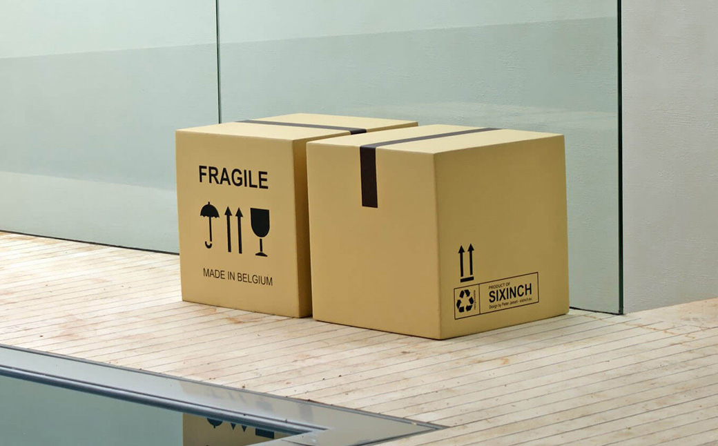 The Box （C） 椅子 イス インテリア オブジェ 置物