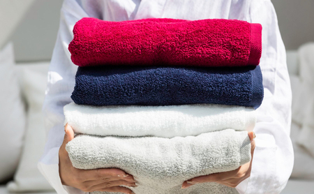 【おぼろタオル】100年の極-modern style-/バスタオル3枚 ラディッシュレッド