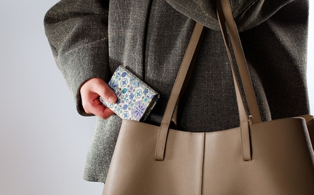 【浅草文庫】カードケース 花菱柄(カラー：ブルー)