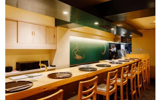 
【二條 葵月】【夜】カウンター限定 おまかせ鮨コース お食事券2名様分（ぐるなびセレクション）
