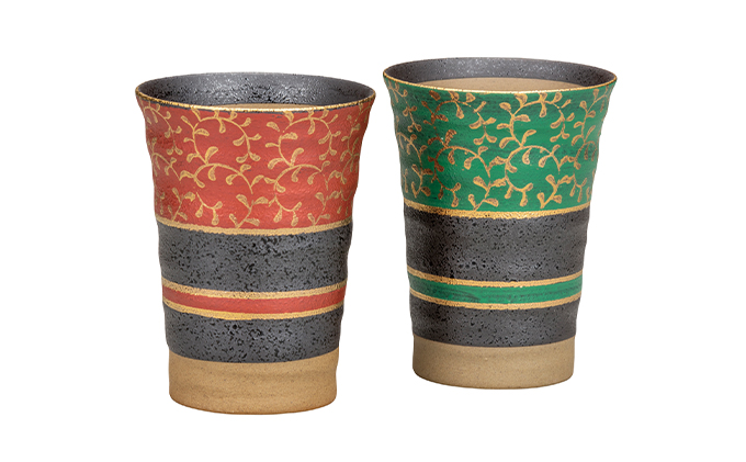 九谷焼　 ペアフリーカップ　金唐草　a04 