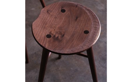 木工yamagen Crescent stool［walnut］