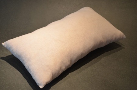 クッション ピロー 26cm×48cm 柿渋 カキモコ 長方形 クッション 座布団 背もたれ 背あて 消臭 綿入り 柿しぶ カキタンニン 日用品 リビング おしゃれ 国産 京都 南山城村