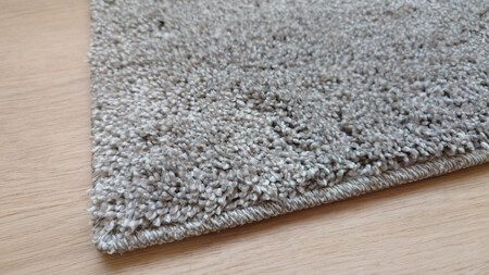 ペットに優しい洗えるしっかり吸着カーペット 36×36cm グレージュ色