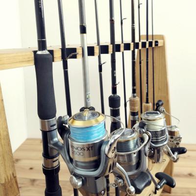 ふるさと納税 横手市 WOOD WORKS ロッドスタンド19本掛け 本体カラー:ライトブラウン/フェルトカラー:ブラック |  | 02