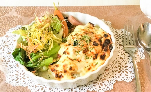碧南DELIシリーズ お肉惣菜 無添加 チキンドリアソース 4食セット おかず 惣菜 ドリア 奥三河どり ほうれん草 たまねぎ ホワイトソース モッツアレラ チーズ 簡単　H080-053