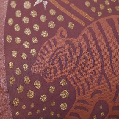 ふるさと納税 富士吉田市 干支座布団 とら(寅) 八端判59×63cm 洗える座布団カバーと中綿ヌードのセット 日本製 |  | 01