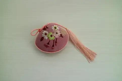 【加賀繍】（桜）貝合わせ　四季彩