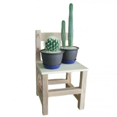 ふるさと納税 美馬市 《子供用》木の椅子　2kg前後　いすだけではなくインテリアとしてもシンプルでおしゃれに使用できます。 |  | 02