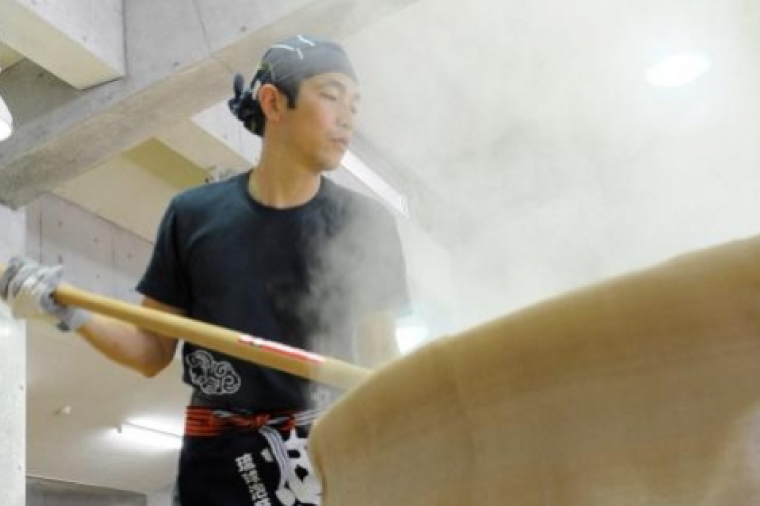 忠孝よっかこうじ1升瓶 2本セット｜泡盛 あわもり 酒 お酒 酒類 こうじ 麹 フルーティー 新酒 米こうじ 2本 ユネスコ 無形文化遺産 ユネスコ無形文化遺産登録決定 伝統的酒造り 酒造 沖縄県 沖