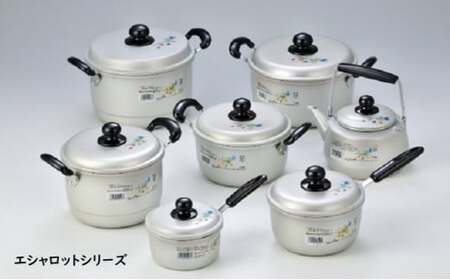 鍋 ガス火用 エシャロット片手鍋 16cm 片手鍋 蓋 蓋付き 軽量 軽い アルミ製 北陸アルミ 北陸アルミニウム 日本製 調理器具 キッチン用品 日用品 富山県 雑貨 なべ  FAD-0428