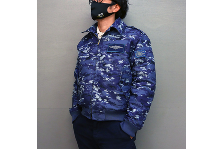 防寒ブルゾン (海上自衛隊デジタル迷彩柄) 2か所ワッペン付 (ウィングマーク・自衛艦旗) 3Lサイズ ku091-059-3l-r