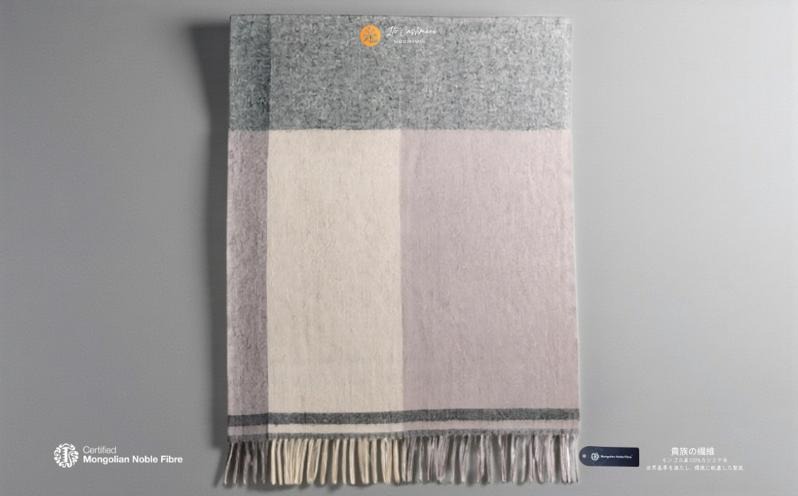 G3567 『Noble Fibre』100％カシミヤ・大判ストール 大判チェック フリンジ付き【高級 カシミア おしゃれ ファッション 防寒 かしみあ】
