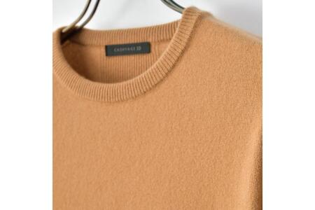 ベビーカシミヤ　クルーネック　メンズ　Mサイズ　【キャメル】 【178002-1】 ｶｼﾐﾔ 天然素材 ｾｰﾀｰ 服 国産 国内製造 ﾍﾞﾋﾞｰｶｼﾐﾔ