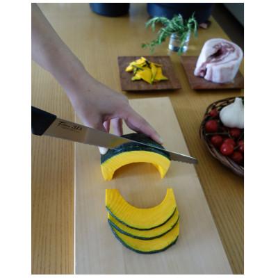 ふるさと納税 岩泉町 硬い食材からパンも切れる　　　　　　　　銀抗菌チタン3D万能包丁240mm |  | 03