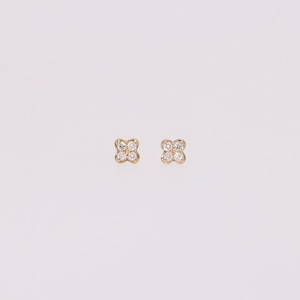 AQ-288　LB-56　KeriA K10　ラボグロウン　ダイヤモンド　ピアス　アクセサリー　ジュエリー　プレゼント　スタッド　シンプル　クローバー　