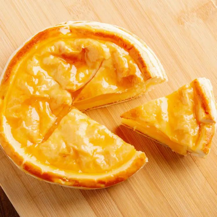 4種のケーキセット（スフレロールケーキ・チーズスフレ・アップルパイ・バスク風チーズケーキ） SRMJ097