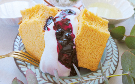 米粉異次元シフォンケーキ　8個 ／ 米粉 グルテンフリー 小麦不使用 乳製品不使用 保存料不使用 米粉スイーツ オーガニック豆乳 きび砂糖 太白ごま油 しっとり ふわふわ もちもち 体にやさしいおやつ