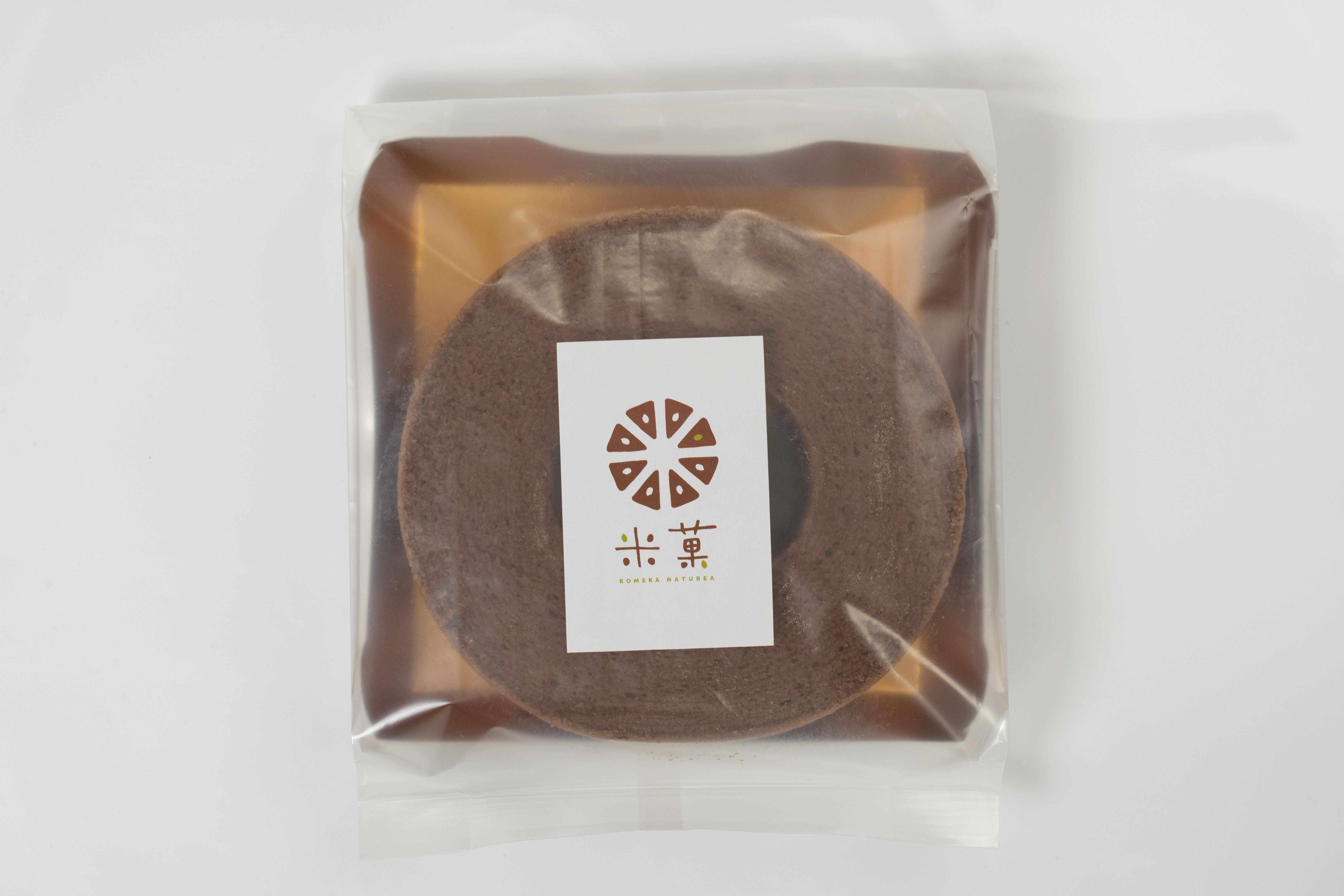 米菓バウム【ホール】ショコラ 常温発送 グルテンフリー 米粉 米粉菓子 小麦不使用 バウムクーヘン しっとりなめらか 優しい甘さ [1321]
