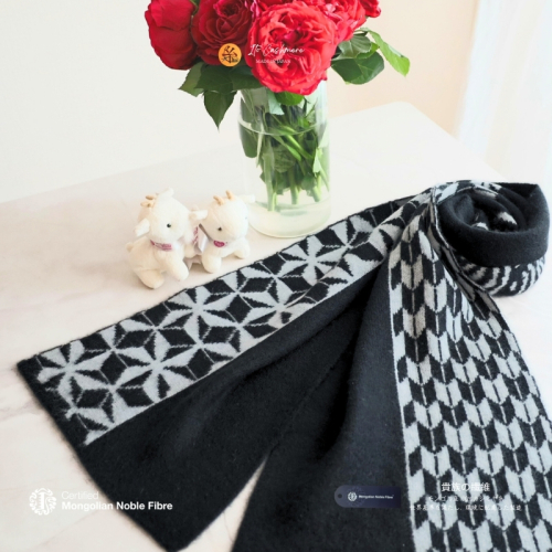 『Noble Fibre』100％カシミヤ・マフラー ヤガスリジャガード G3325