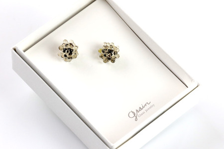 buricoピアス 【黒×ライトブラウン】ガラスジュエリー Glass Jewelry grain アクセサリー 秋田