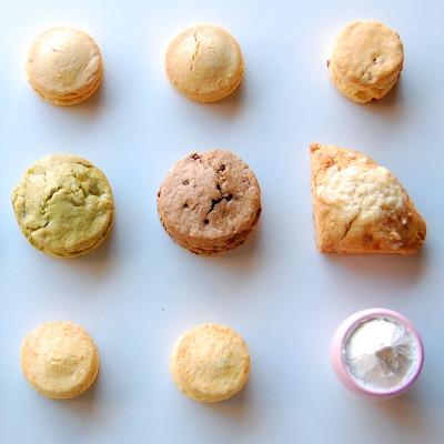 ふるさと納税 多治見市 famfamのスコーン ティータイムセット(スコーン・クリーム・ティースタンド・美濃焼プレート付き) |  | 02