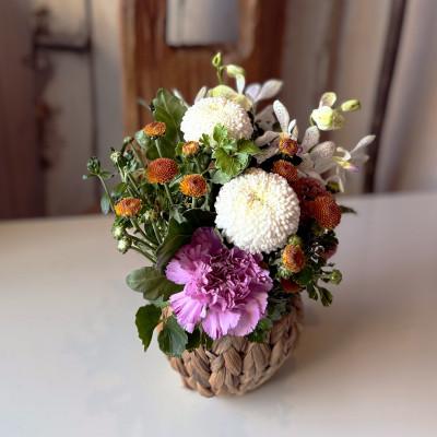 ふるさと納税 酒田市 季節を感じるフラワーアレンジ「SAKATA ちっと」 忙しい毎日にも、ちっとの花が心を潤す |  | 02