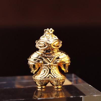 ふるさと納税 市川三郷町 【縄文アクセサリー「Do_goods」】K18 豆遮光器土偶 オブジェ 700-200