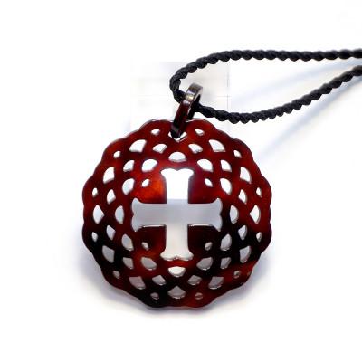 ふるさと納税 長崎市 べっ甲製十字架と花のペンダント |  | 02