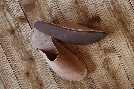 レザールームシューズ（S・M・L） ルームシューズ スリッパ 選べるサイズ S ～23cm M 23.5～25cm L 25.5～27cm 室内履き レザー 革製品 革 ハンドメイド 雑貨 ギフト H