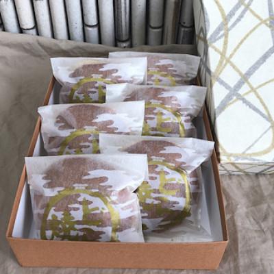 ふるさと納税 吹田市 栗三笠(栗どら焼き)6個入 |  | 01